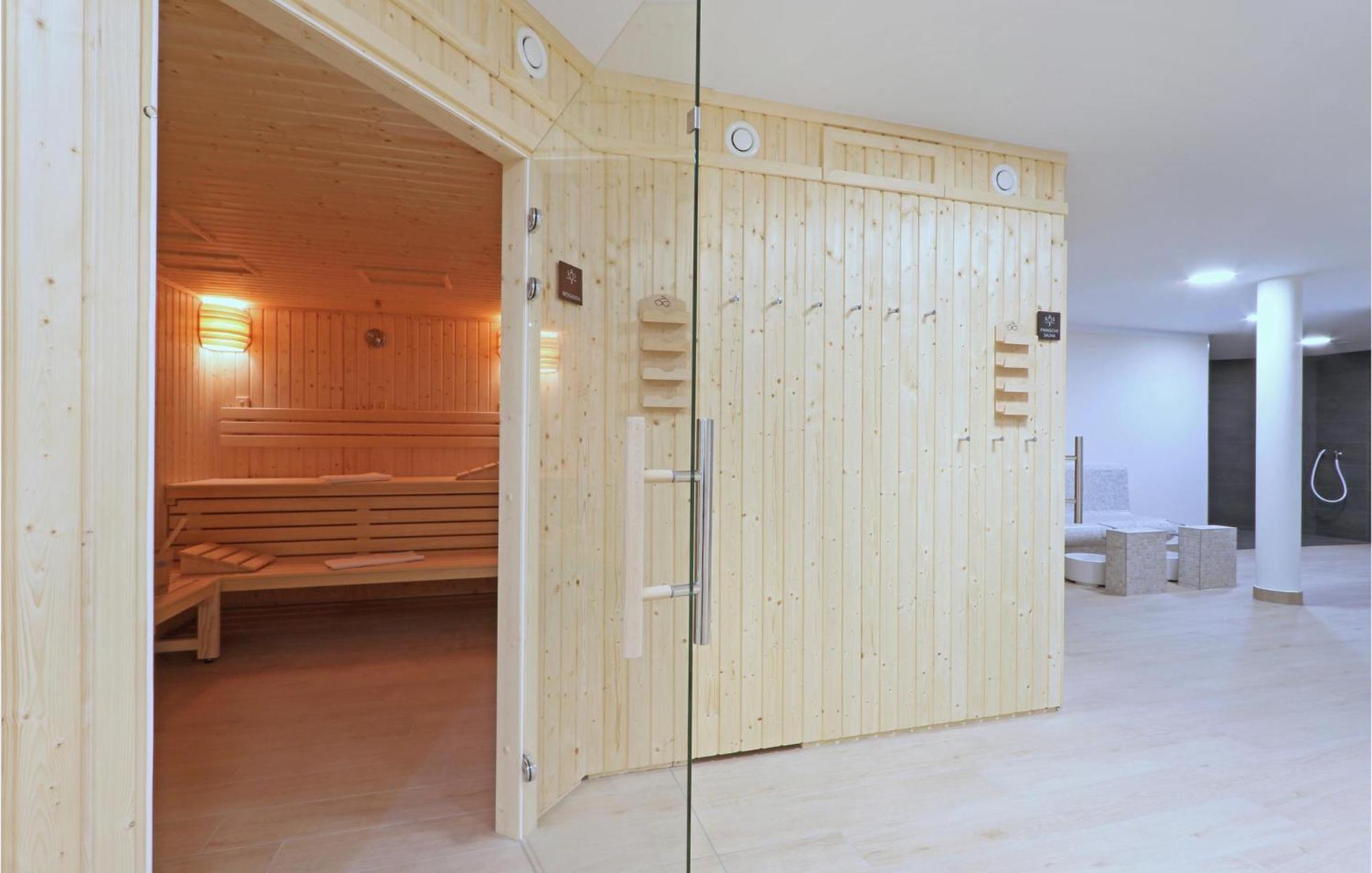 Baltischer Hof Apartment 7 บอลเทินฮาเกิน ภายนอก รูปภาพ